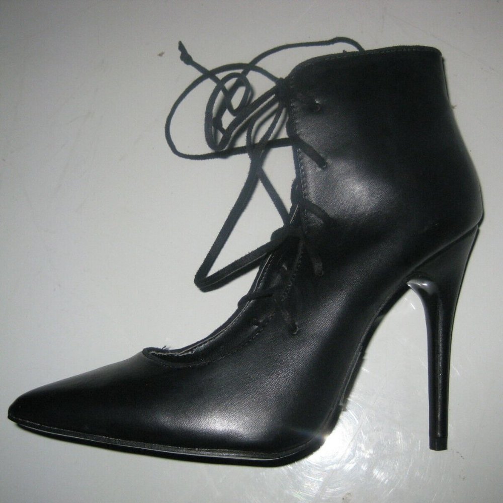 LFL Lust For Life Ego Black Stiletto Ankle Pump Size 6 NIB Lace Up Pointed Toe